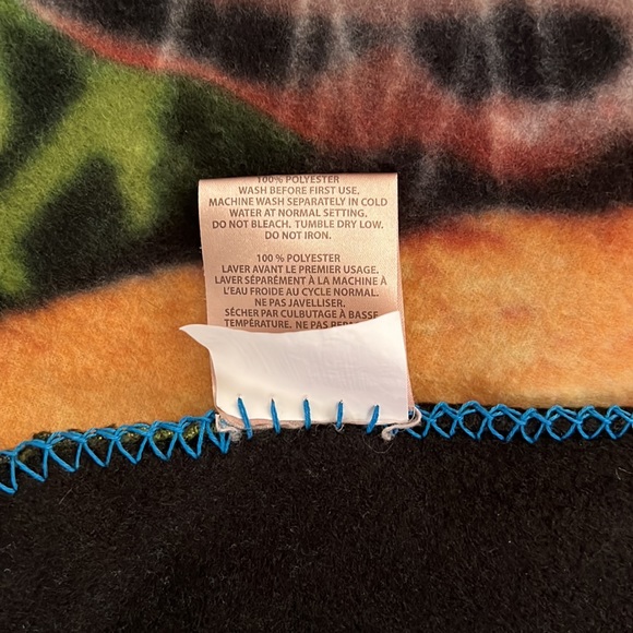 Fleece Dogs Image Fun Throw Blanket - Picture 8 of 11